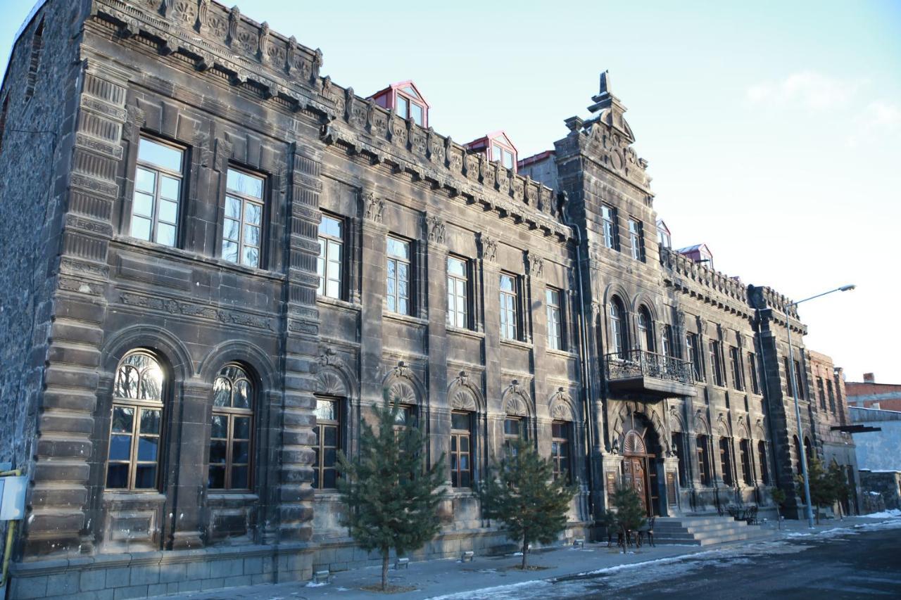 Cheltikov Hotel Kars Extérieur photo
