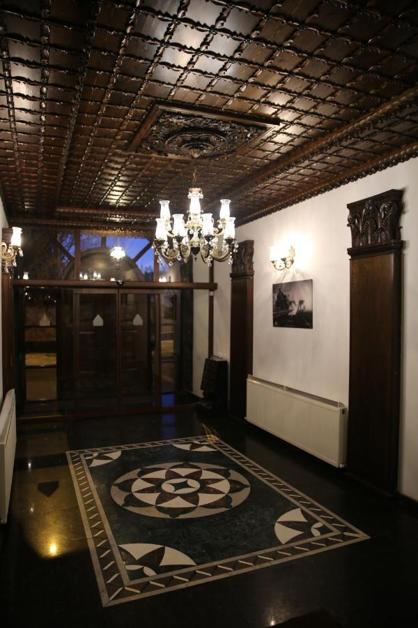 Cheltikov Hotel Kars Extérieur photo